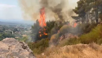 Sërish zjarr në Zidoll të Krujës, zjarrfikësit në aksion për shuarjen