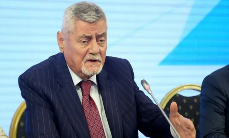 Shehi “bombardon” Ramën: Mbledhjet e tij ngjajnë me pleniumet e Enver Hoxhës