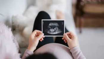 Shenjat e para të një aborti spontan; Çfarë duhet të keni kujdes para javës së 20