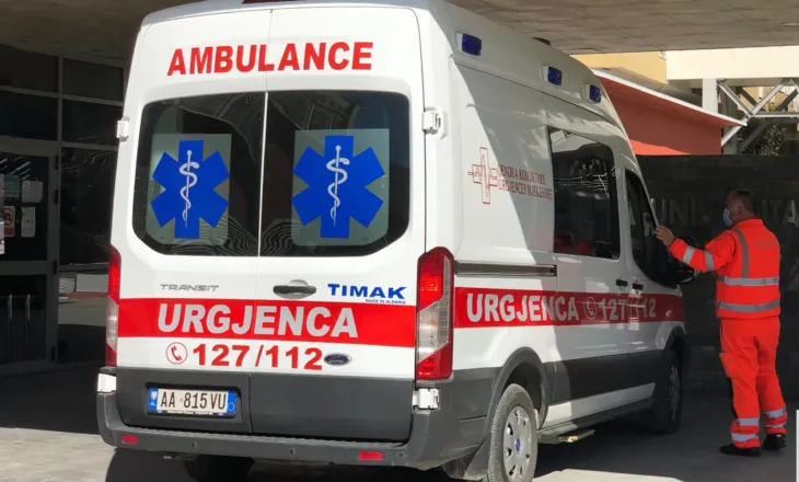 Shfaqi probleme shëndetësore. 37-vjeçarja shtatzënë humb jetën gjatë transportit nga Pogradeci në Tiranë