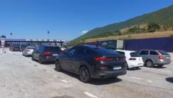 Shifra rekord, mbi 50 mijë qytetarë nga Kosova hynë në Shqipëri gjatë fundjavës