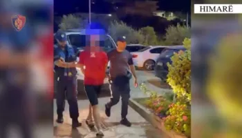Shisnin kokainë dhe kanabis në plazhet e Himarës, arrestohen tre persona