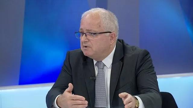 Shkarkimi i Ristanit, Spaho: Tirana është e qelbur nga plehrat më shumë se kurrë!