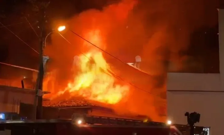 Shkrumbohet nga flakët banesa në Shkodër, nuk ka të lënduar