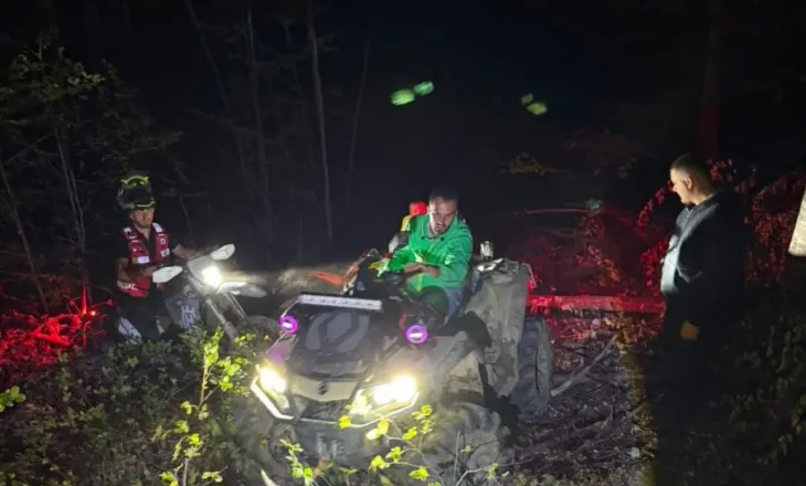 Shpëtohen dy motoristët që kishin humbur në Majën e Jezercës