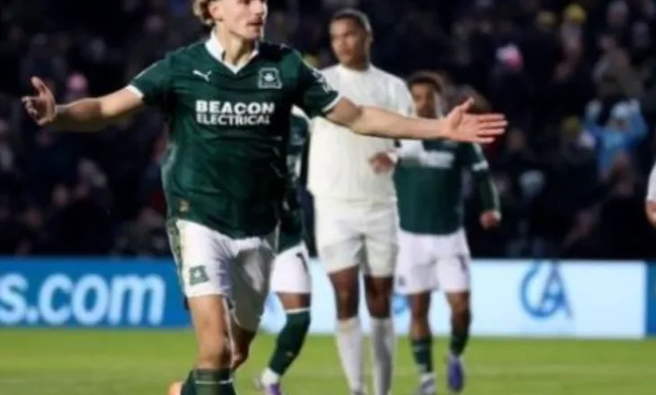 Shqipëria duhet ta marrë me patjetër! Lorent Tolaj me fanellë titullari te Bristol City, luan ndeshjen e parë zyrtare të këtij sezoni