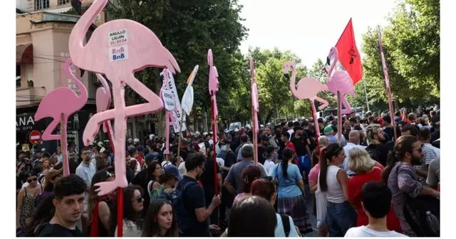 Shqipëria mes zhvillimit dhe pabarazisë, shqiptarët  janë ngritur në protestë kundër korrupsionit