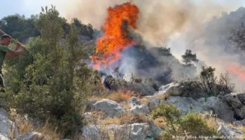 Shqipëria në flakë/ Gjatë 24 orëve të fundit janë raportuar 28 vatra zjarri