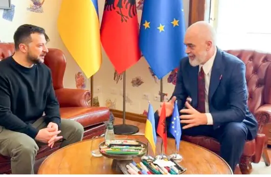 Shqipërisë i duhet Kosova para Ukrainës së Lirë!