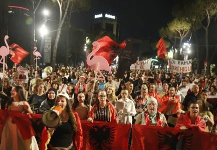 “Shqiptarët e bashkuar, pushteti i tmerruar” Mbyllet protesta e 79–të, qytetarët të vendosur në revoltën ndaj qeverisë