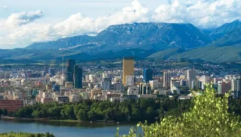 Shtëpia e pamundur! Goditja e ashpër ndaj shtresës së mesme nga modeli i dështuar ekonomik