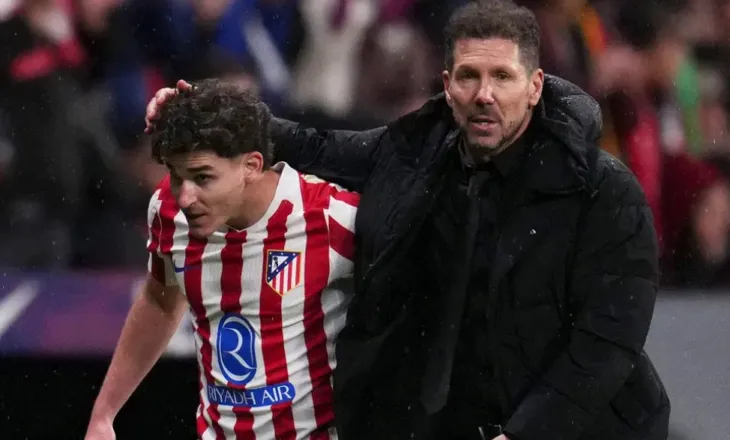 “Shumë respekt për tifozët tanë”, Diego Simeone habit me reagimin ndaj atyre që ofenduan Julian Alvarez
