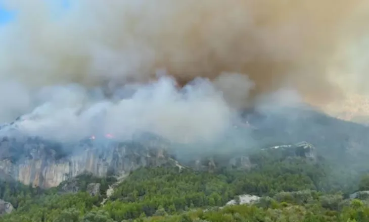 Situata e zjarreve në Pukë përmirësohet, vatrat në Gjegjan të shuara, vijon monitorimi