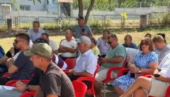 Socialistët në Maliq kundër shkrirjes së bashkisë, banorët dhe kryebashkiaku i PS-së dalin kundër projektit të Ramës