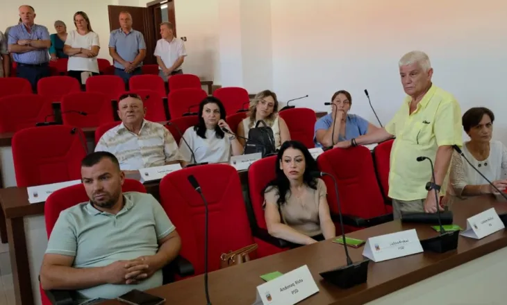 Sot do merrej vendimi për shkrirjen e bashkisë së Maliqit, debate në këshillin bashkiak, opozita refuzon, PS: Na duhet kohë