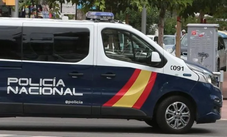 Spanja vendos kontrolle kufitare për udhëtarët nga Italia