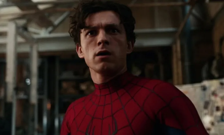 “Spider Man” i siguron aktorit Tom Holland 100 milionë dollarë fitime! Filmi ka shpërthyer kinematë, 2 mld USD në tre javë (VIDEO)