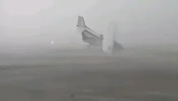 Stuhia e fuqishme godet Italinë, përmbysen avionët, mbyllet aeroporti! Probleme edhe në zonat e banuara (VIDEO)