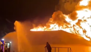 Sulm me dron në Libi, shpërthen zjarri në objektet e naftës