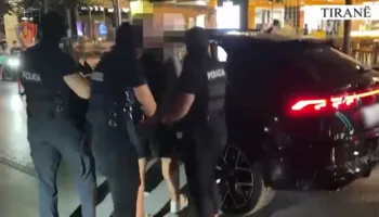 Superoperacioni i policisë në Tiranë, Fushë-Krujë, Bubq dhe Nikël, arreston dy persona, sekuestrohet kokainë e automjet luksoz