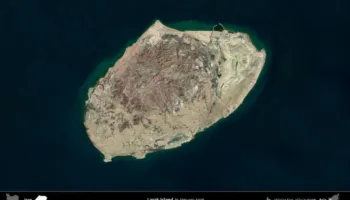 ‘Syri’ i Iranit në Ngushticën e Hormuzit: Pse SHBA e kishte shënjestruar prej kohësh ishullin Larak