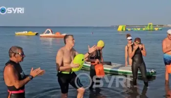 SYRI TV/ ‘Swim to Freedom 2026’, në kujtim të atyre që sfiduan diktaturën, Hoti: Sot të rinjtë po largohen me avion