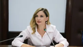 Tabaku: 13 vite me tendera e treg të paracaktuar, shqiptarët paguajnë shëndetësinë “falas”
