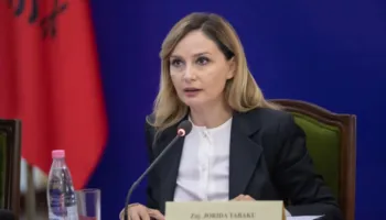 Tabaku: Rama po përdor politikën fiskale për të privilegjuarit