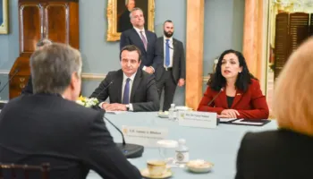Takimet me Kurtin për Presidentin, Vjosa Osmani: VV kërkon një figurë kukull, pa peshë politike