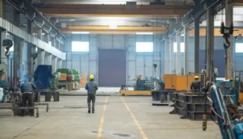 Të huajt në Shqipëri arrijnë rekordin e gati 39 mijë shtetasve, 60% e tyre për të punuar