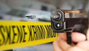 Të shtëna me armë në Kuçovë, qëllohet automjeti i 24-vjeçarit, policia identifikon autorin dhe e shpall në kërkim