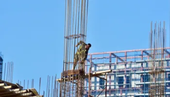Temperaturat e larta dhe problemet shëndetësore, pistat që po hetohen në Durrës