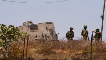 Tensione në Lindjen e Mesme, Izraeli dërgon trupa në Bregun Perëndimor! Shtëpitë palestineze të rrethuara nga kolonët hebrenj