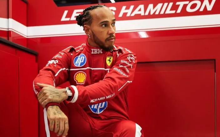 Tensioni te Ferrari, Hamilton: Mercedesi i zbaton urdhrat direkt