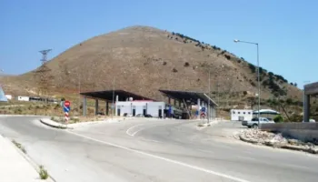 Tentoi të kalonte ilegalisht 6 persona në Greqi, i riu arrestohet në Qafë Botë