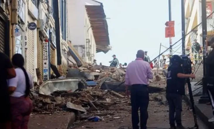 Tërmeti 7.4 ballë trondit Kolumbinë, 18 të vdekur dhe dëme të shumta