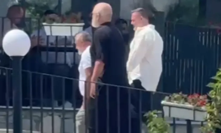 ‘Territorialja’/ Takim me kryebashkiakët në Kuç të Vlorës, Rama pret propozime për hartën e re (VIDEO)
