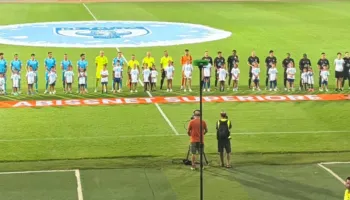 Teuta përmbys Tiranën në pjesën e dytë dhe i gëzohet fitores së parë. Bardheblutë në errësirë (video)