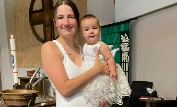 “Thuaji lamtumirë fëmijëve të tu”- Detaje tronditëse nga krimi në SHBA, nëna 22-vjeçare i çoi video burrit para se të vriste 2 nga të miturit