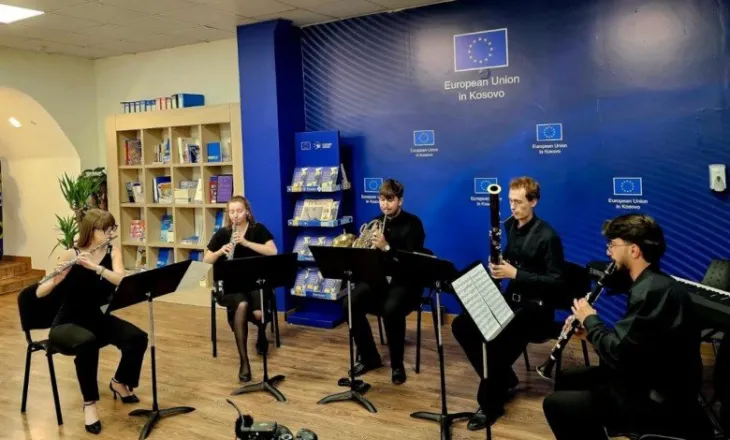 Tingujt e rinj të Ballkanit në të dyja anët e Mitrovicës