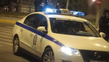 Tjetër ngjarje e rëndë në Greqi, burri shqiptar vret me thikë gruan, më pas tenton vetëvrasjen…