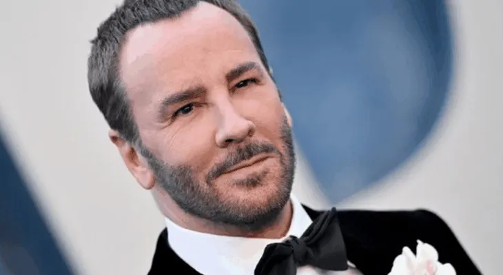 Tom Ford, stilisti që e shndërroi Gucci-n në një simbol të luksit modern