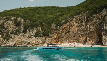 “Toronto Star”: Shqipëria në kulmin e bumit turistik: Nga izolimi te destinacioni “must-see” i Evropës