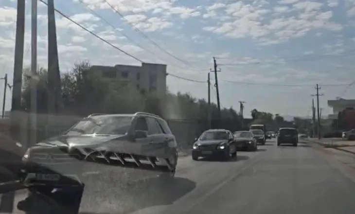 Trafik i rënduar drejt Fierit, kolona e automjeteve arrin deri në 4 kilometra