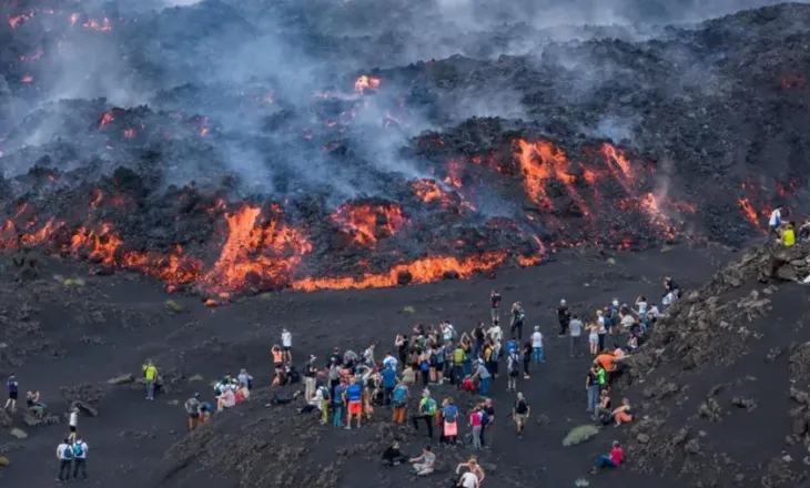 Tragjedi në Etna/ Rrufeja godet turistin amerikan, humb jetën 30-vjeçari