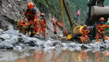 Tragjedia në Nepal/ Mbi 900 viktima dhe 4 mijë të zhdukur, vijon “gara me kohën” për të mbijetuarit