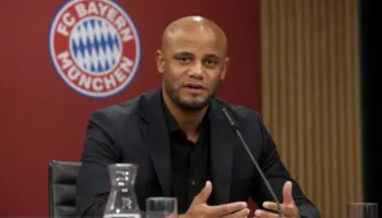 Trajneri Kompany flet për gjendjen e Musialës dhe e lë jashtë finales së Superkupës së Gjermanisë