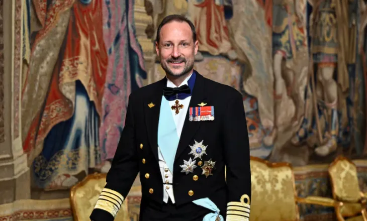 Trashëgimtar i fronit, kush është Haakon VIII Mbreti i Ri i Norvegjisë