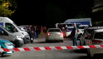 Triller në Greqi, oficeri i policisë së Athinës gjendet i vdekur brenda makinës! Ja çfarë zbuluan ekspertët dhe dëshmia e partneres