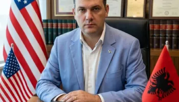 Trondit avokati: Edi Rama në ‘tehun e thikës’ së amerikanëve, SHBA gati t’i hapë ‘dosjen e zezë’ që e mban në sirtar…
